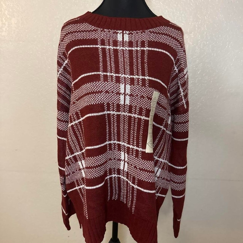 NWT white and burgundy plaid sweater